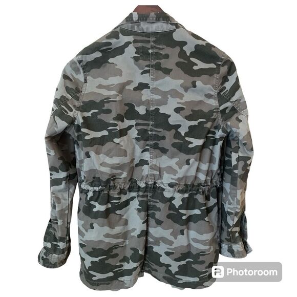 ⚡️ Universal Thread Camo Utility Jacket ~ Size XS ⚡️ - Picture 4 of 7